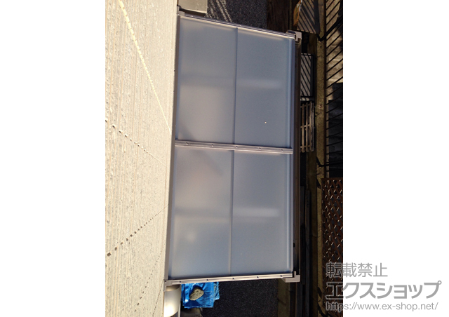 神奈川県横浜市のLIXIL リクシル（トステム）のバルコニー・ベランダ屋根 ライザーテラスII F型 ルーフタイプ 単体 積雪〜20cm対応 施工例