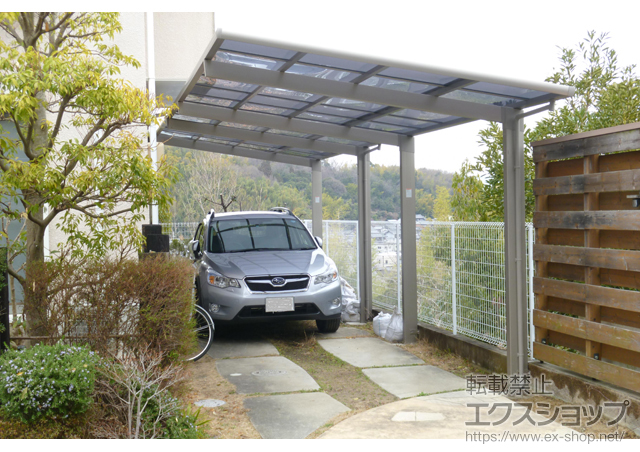 京都府相楽郡精華町のLIXIL リクシル（トステム）のカーポート レークポートシグマIII 縦連棟 積雪〜20cm対応 施工例
