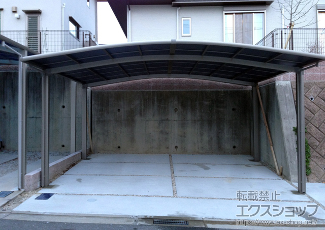 福岡県北九州市のLIXIL リクシル（トステム）のカーポート カーブポートシグマIII ワイド 積雪〜20cm対応 施工例