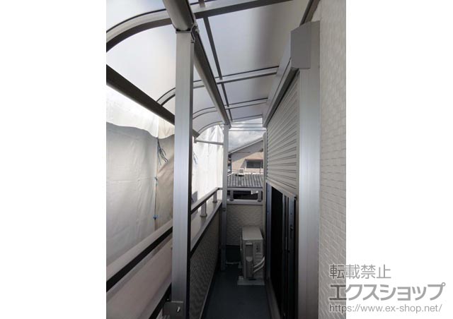 大阪府寝屋川市ののバルコニー・ベランダ屋根 プレシオステラス R型 屋根タイプ 連棟 積雪〜20cm対応 施工例