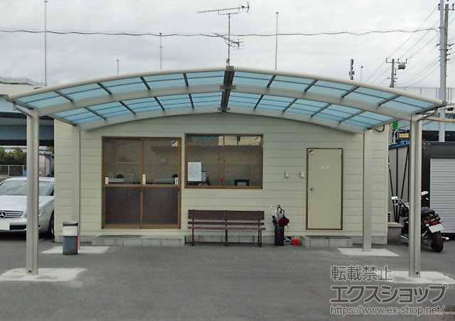 神奈川県川崎市ののカーポート レイナポートグラン M合掌　積雪〜20cm対応＋屋根ふき材補強部品 施工例