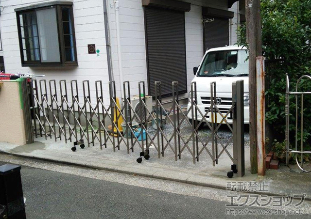 神奈川県横浜市ののカーゲート トリップゲート RB型 ノンレール 片開き 41S 施工例