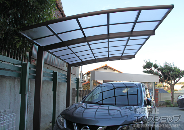 兵庫県三木市ののカーポート レイナポートグラン　積雪〜20cm対応＋屋根ふき材補強部品（1セット） 施工例