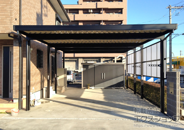 岐阜県大垣市のLIXIL リクシル（トステム）のカーポート テリオスポートIII 1500 4台用 縦連棟 角柱8本仕様 積雪〜50cm対応 施工例