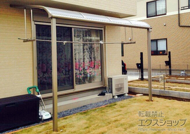 茨城県つくば市ののテラス屋根 プレシオステラス R型 テラスタイプ 単体 積雪〜20cm対応＋プレシオステラス用吊り下げ式物干し 施工例