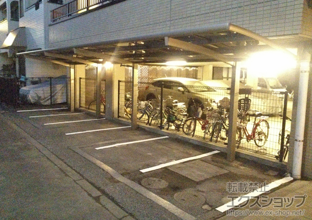 東京都足立区のLIXIL リクシル（トステム）のサイクルポート・駐輪場 カーブポートシグマIII ミニ 縦連棟 積雪〜20cm対応 施工例