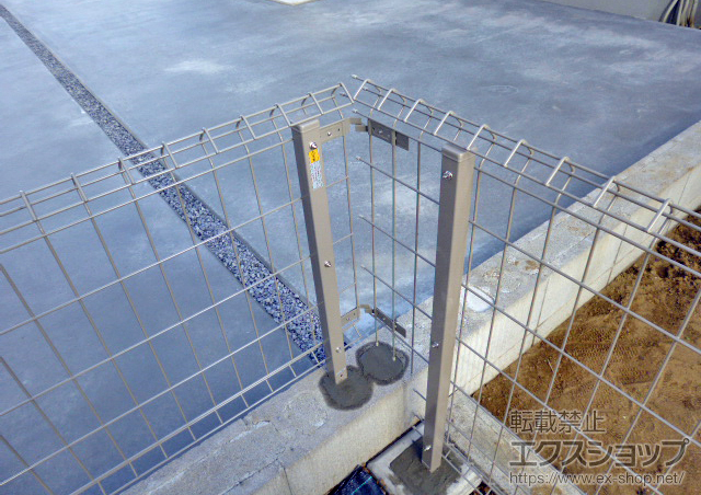 茨城県龍ケ崎市ののフェンス・柵 イーネットフェンス1F型 自由柱タイプ 施工例