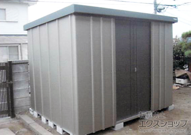 埼玉県川越市のの物置・屋外倉庫 エスケーセブン SK7-150 一般型(SK7-150)＋棚板棚柱セット　1セット 施工例