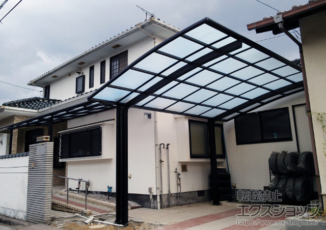 広島県呉市のLIXIL リクシル（トステム）のカーポート カーブポートシグマIII 積雪〜20cm対応 施工例