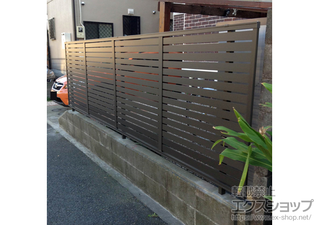 神奈川県横浜市ののフェンス・柵 プレスタフェンス 7Y型 横スリット フリーポールタイプ 施工例