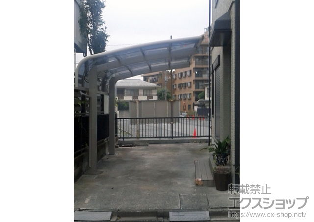 埼玉県入間市ののカーポート レイナキャップポートグラン　積雪〜20cm対応 施工例