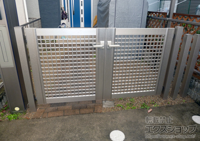 愛知県岩倉市のの門扉 エクスライン門扉3型 両開き 門柱使用 施工例