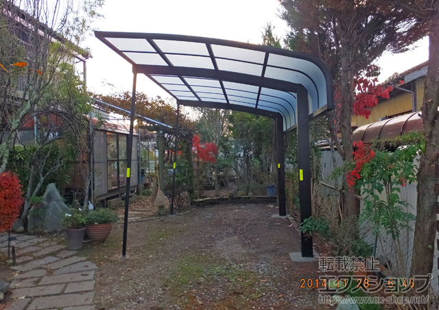 千葉県大網白里市ののカーポート レイナキャップポートグラン　積雪〜20cm対応＋着脱式サポート 標準・ハイルーフ兼用 2本入り×1セット 施工例