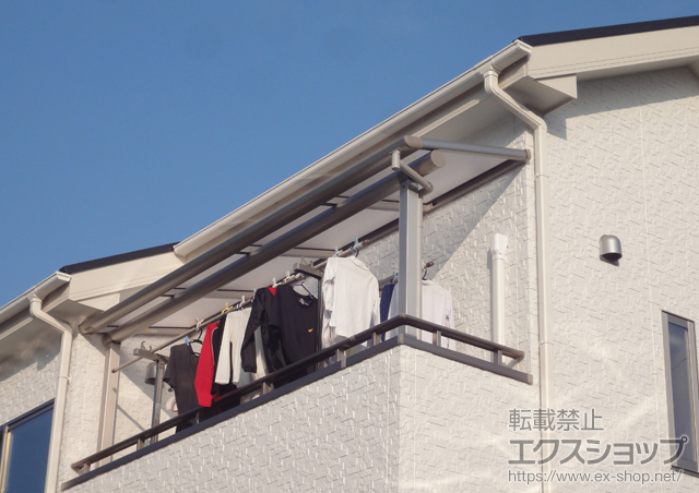 岡山県岡山市ののバルコニー・ベランダ屋根 ヴェクターテラス F型 屋根タイプ 単体 積雪〜20cm対応 施工例