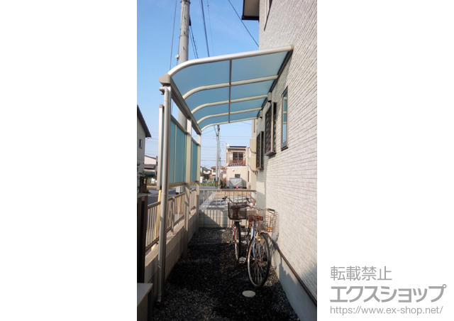 岡山県倉敷市ののテラス屋根 プレシオステラス R型 テラスタイプ 単体 積雪〜20cm対応＋プレシオステラス 前面パネル 施工例