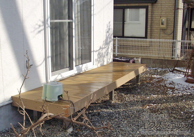 青森県八戸市のLIXIL リクシル（トステム）のウッドデッキ レストステージ 幕板納まり 施工例