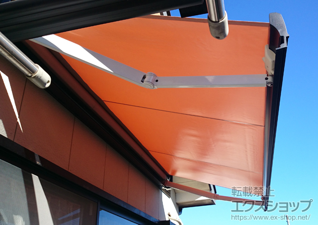 埼玉県さいたま市のLIXIL リクシル（トステム）のオーニング・日よけ 彩風S型 手動式 施工例