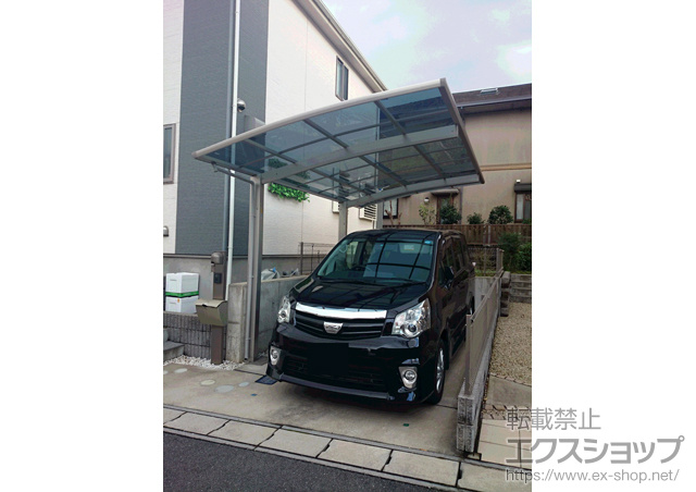 千葉県松戸市ののカーポート プレシオスポート 積雪〜20cm対応＋プレシオスポート用　柱カバー小　2枚入り×1セット 施工例