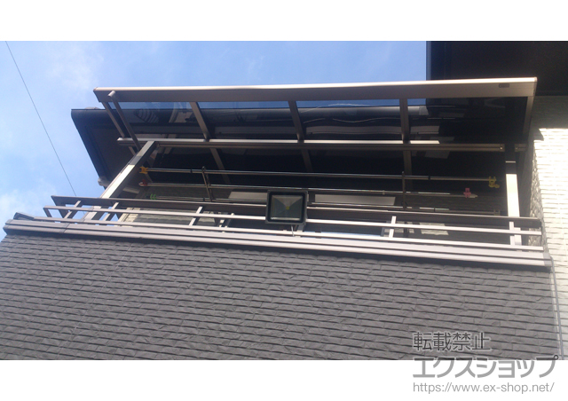 広島県尾道市のLIXIL リクシル（トステム）のバルコニー・ベランダ屋根 ライザーテラスII F型 屋根タイプ 単体 積雪〜20cm対応 施工例