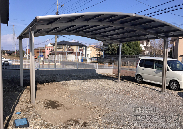 栃木県那須塩原市のLIXIL リクシル（トステム）のカーポート カーブポートシグマIII ワイド 積雪〜20cm対応 施工例