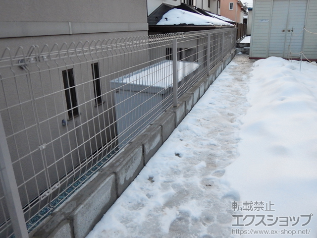 宮城県仙台市ののフェンス・柵 メッシュフェンスG10-R フリー支柱タイプ 施工例