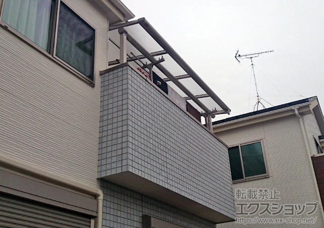 埼玉県川口市ののバルコニー・ベランダ屋根 プレシオステラス F型 屋根タイプ 単体 積雪〜20cm対応 施工例