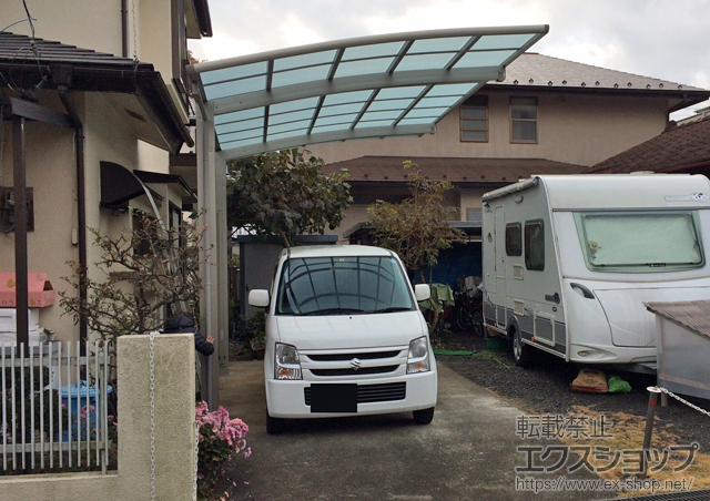 東京都八王子市ののカーポート レイナポートグラン　積雪〜20cm対応＋レイナポートグラン ハイロング用 着脱式サポート 2本入り×１セット 施工例