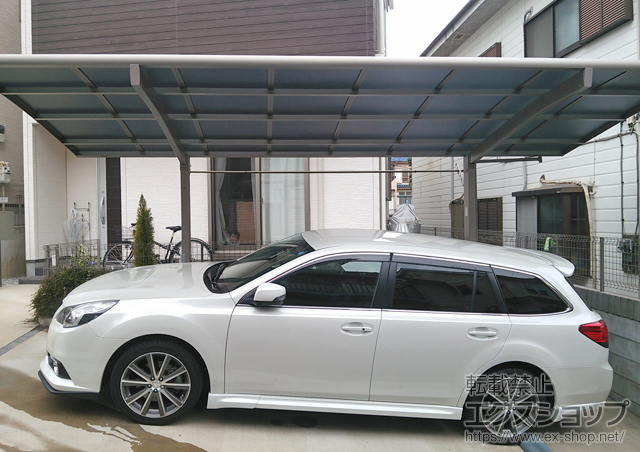 神奈川県横浜市のLIXIL リクシル（トステム）のカーポート カーブポートシグマIII 積雪〜20cm対応 施工例