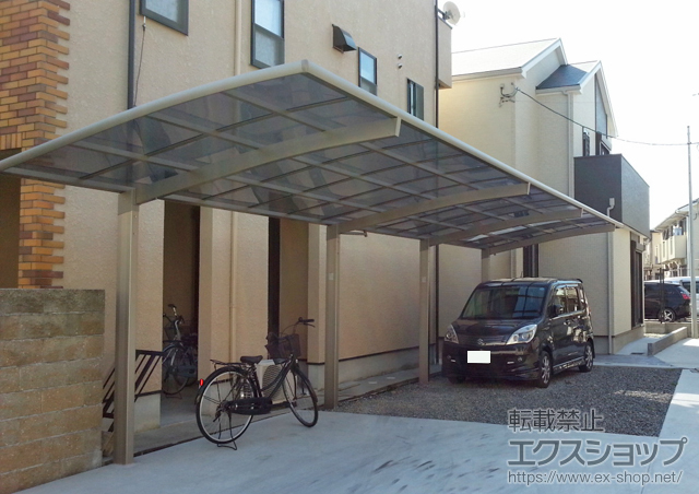 大阪府東大阪市のLIXIL リクシル（トステム）のカーポート カーブポートシグマIII 縦連棟 積雪〜20cm対応 施工例