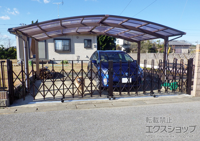 千葉県山武市ののカーゲート トリップゲート RB型 後付けガイドレール 両開き 60Ｗ【30Ｓ＋30Ｍ】 施工例