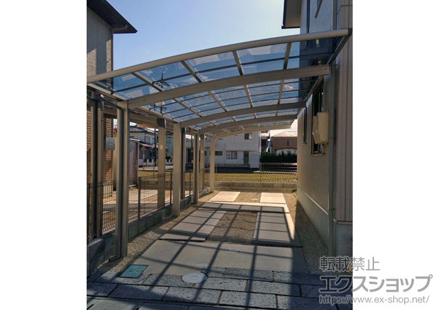 岐阜県大垣市ののカーポート レイナポートグラン 縦連棟　積雪〜20cm対応 施工例