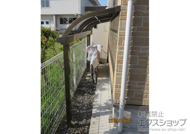 鳥取県鳥取市のLIXIL リクシル（トステム）のテラス屋根 ライザーテラスII R型 1500 テラスタイプ 単体 積雪〜50cm対応 施工例