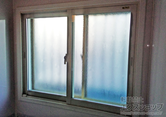 埼玉県さいたま市のの二重窓（内窓） インプラス(ダストバリア)引き違い窓(浴室仕様)タイル納まり2枚建 施工例