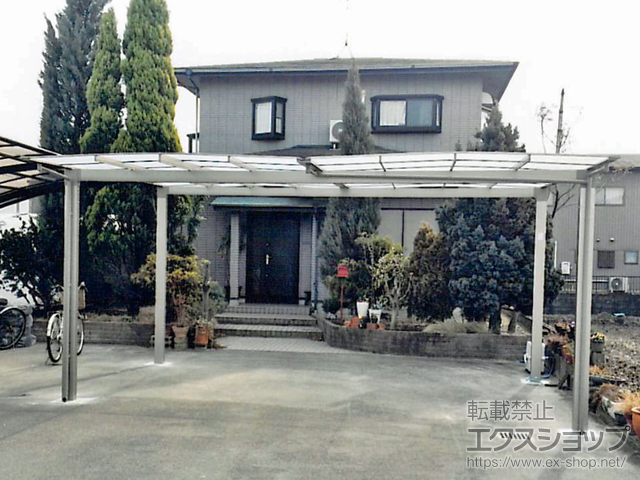 愛知県津島市のLIXIL リクシル（トステム）のカーポート エックスルーフ ワイド 積雪〜20cm対応 施工例