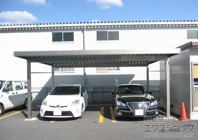 大分県佐伯市のLIXIL リクシル（トステム）のカーポート テリオスポートIII 900 2台用 角柱4本仕様 積雪〜30cm対応 施工例