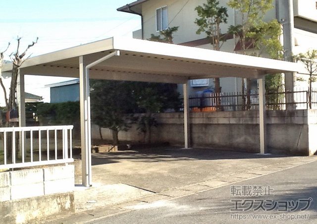 山梨県韮崎市ののカーポート レオンポートneo 2台用 角柱4本仕様 標準鼻隠し 積雪〜50cm対応 施工例