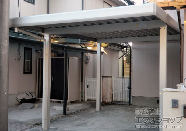静岡県御殿場市ののカーポート ジーポートneo Aタイプ 角柱4本仕様 標準鼻隠し 積雪〜100cm対応 施工例