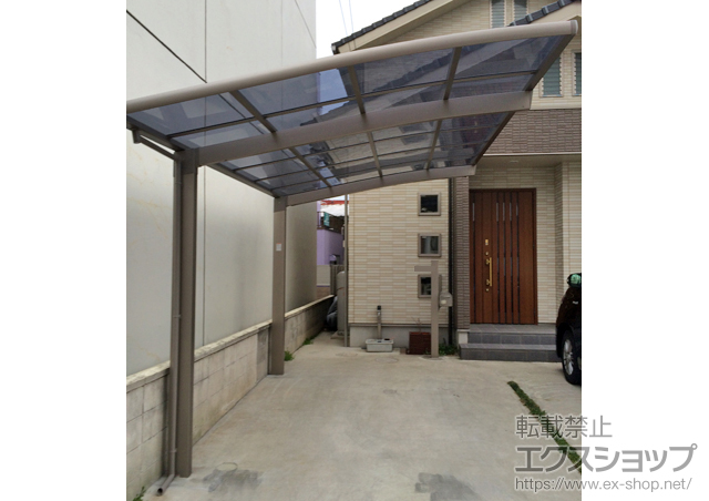 茨城県日立市のLIXIL リクシル（トステム）のカーポート カーブポートシグマIII 積雪〜20cm対応 施工例