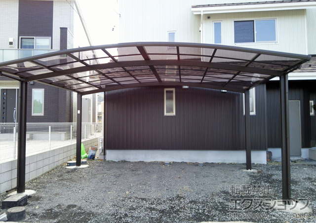 岐阜県多治見市のLIXIL リクシル（トステム）のカーポート カーブポートシグマIII ワイド 積雪〜20cm対応 施工例