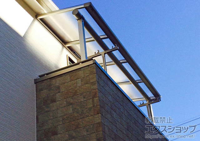 埼玉県草加市ののバルコニー・ベランダ屋根 プレシオステラス F型 屋根タイプ 単体 積雪〜20cm対応 施工例
