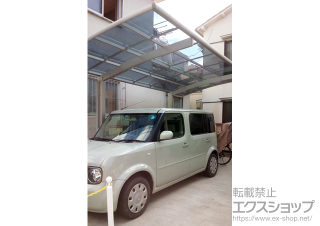 東京都狛江市ののカーポート プレシオスポート 積雪〜20cm対応＋着脱式サポート　標準・ハイルーフ兼用（2本入り） 施工例