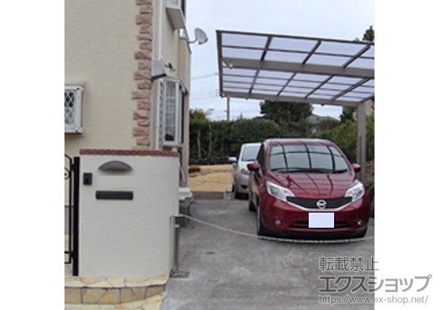 静岡県伊東市ののカーポート アーキフィット 積雪〜20cm対応＋着脱式サポート＋屋根材ホルダー＋母屋補強材 施工例