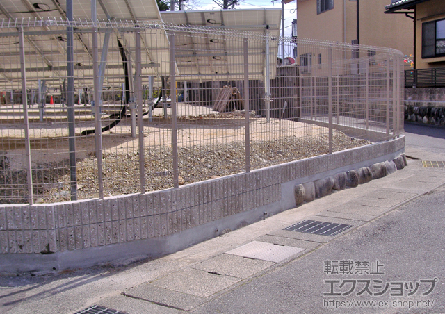 滋賀県東近江市ののフェンス・柵 メッシュフェンスG10 フリー支柱タイプ 施工例