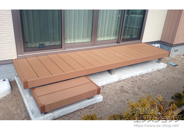 広島県東広島市ののウッドデッキ リウッドデッキ 200＋独立式リウッドステップ2型 施工例