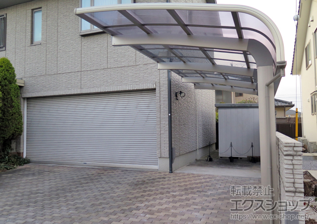群馬県高崎市のLIXIL リクシル（トステム）のカーポート テールポートシグマIII 1500 延長 積雪〜50cm対応 施工例
