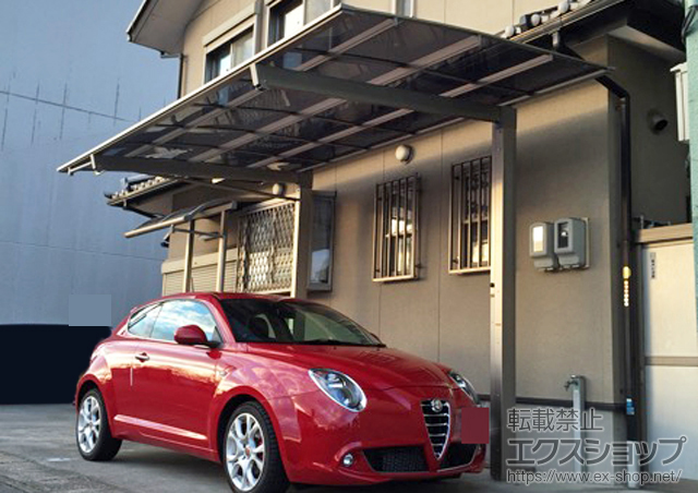 岐阜県養老郡養老町のLIXIL リクシル（トステム）のカーポート エックスルーフ 前下がり 積雪〜20cm対応＋着脱式サポート柱 ロング24用 1本入り×2セット 施工例