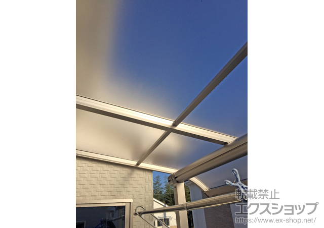 兵庫県神戸市ののバルコニー・ベランダ屋根 ヴェクターテラス R型 屋根タイプ 単体 積雪〜20cm対応 施工例