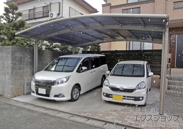 福岡県行橋市のLIXIL リクシル（トステム）のカーポート カーブポートシグマIII ワイド 積雪〜20cm対応 施工例