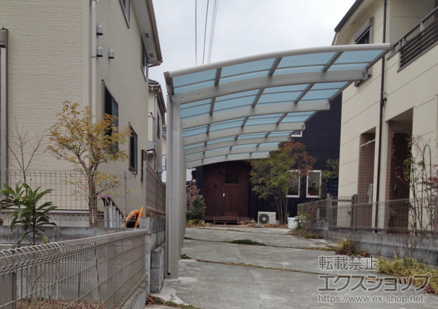 東京都青梅市ののカーポート レイナポートグラン50 縦連棟（57-27HS+J51-27HS） 積雪50cm対応＋着脱式サポート　標準・ハイルーフ兼用 施工例