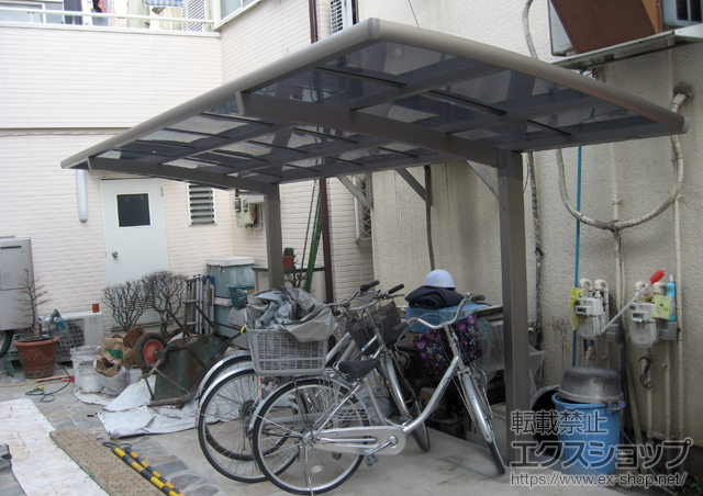東京都小金井市のLIXIL リクシル（トステム）のサイクルポート・駐輪場 カーブポートシグマIII ミニ 積雪〜20cm対応 施工例